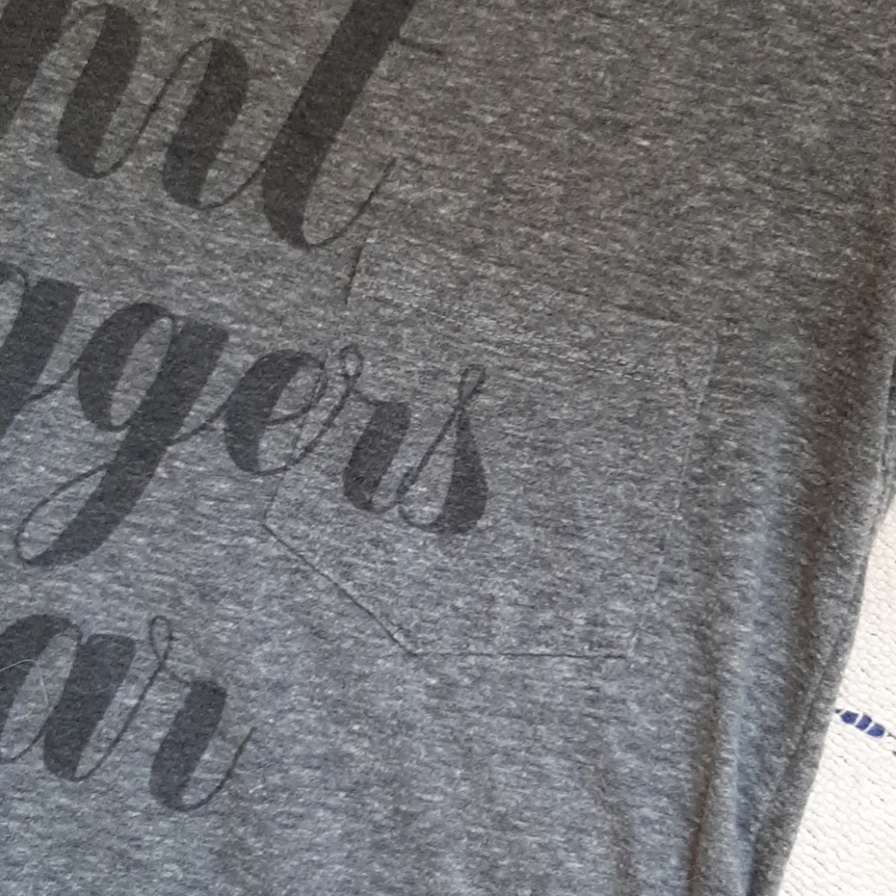 Tee - Picture 4 of 4